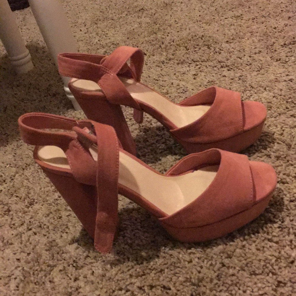 Pink heels